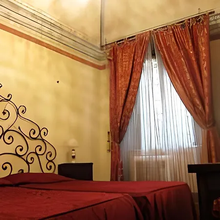Relais Centro Storico Nocleg ze śniadaniem *